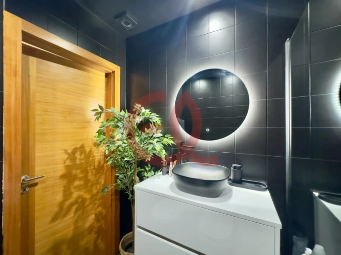 Apartamento T2 para Venda em Chafe Foto 24