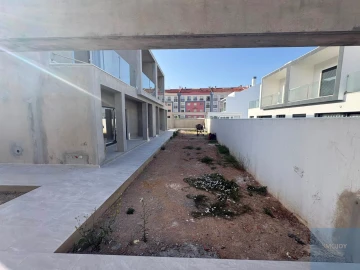 Moradia T3 para Venda em São Domingos de Rana