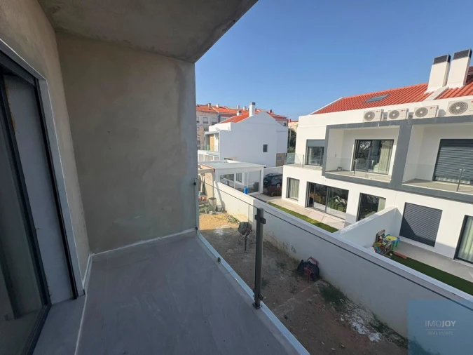 Moradia T3 para Venda em São Domingos de Rana Foto 33