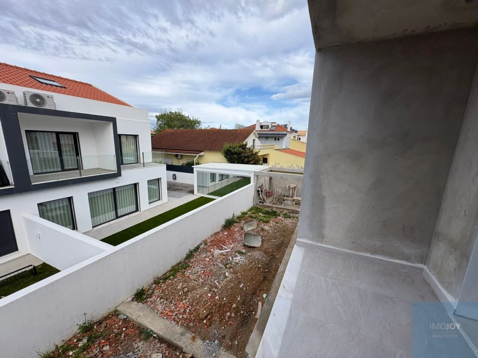 Moradia T3 para Venda em São Domingos de Rana Foto 27