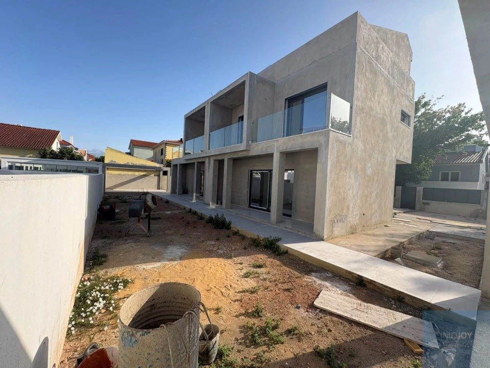 Moradia T3 para Venda em São Domingos de Rana Foto 39