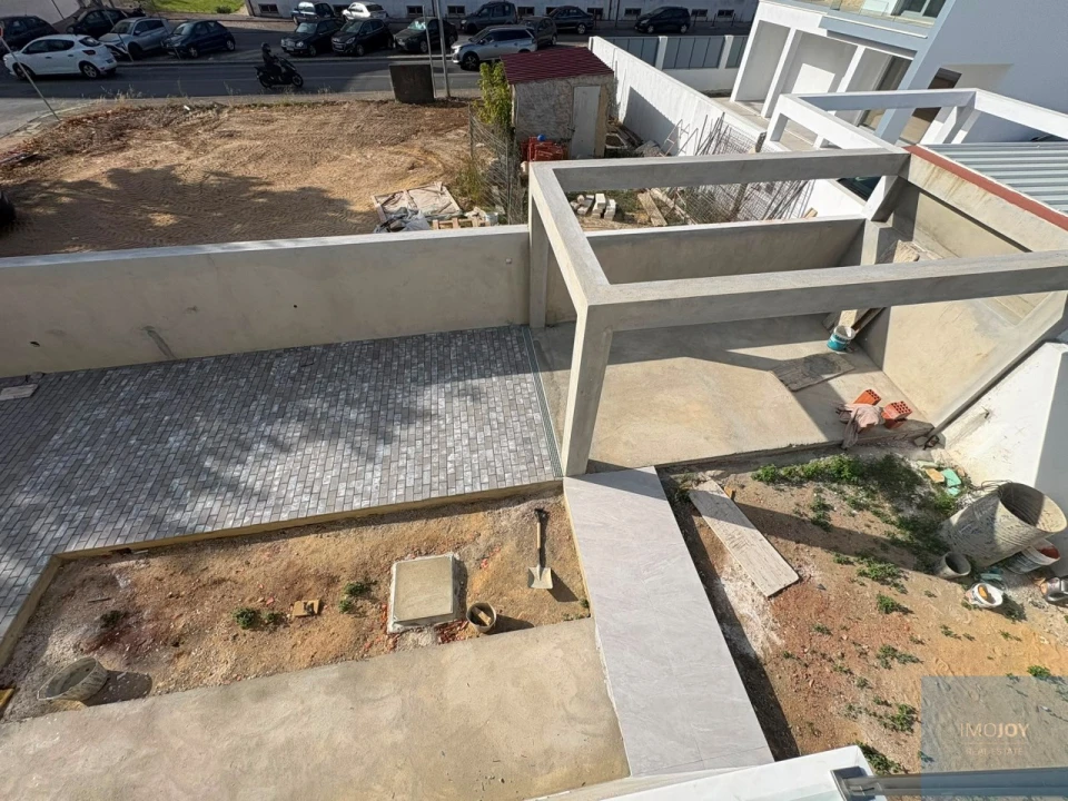 Moradia T3 para Venda em São Domingos de Rana Foto 41