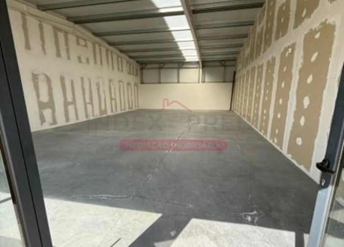Armazém para Venda em Vila Franca das Naves e Feital Foto 3