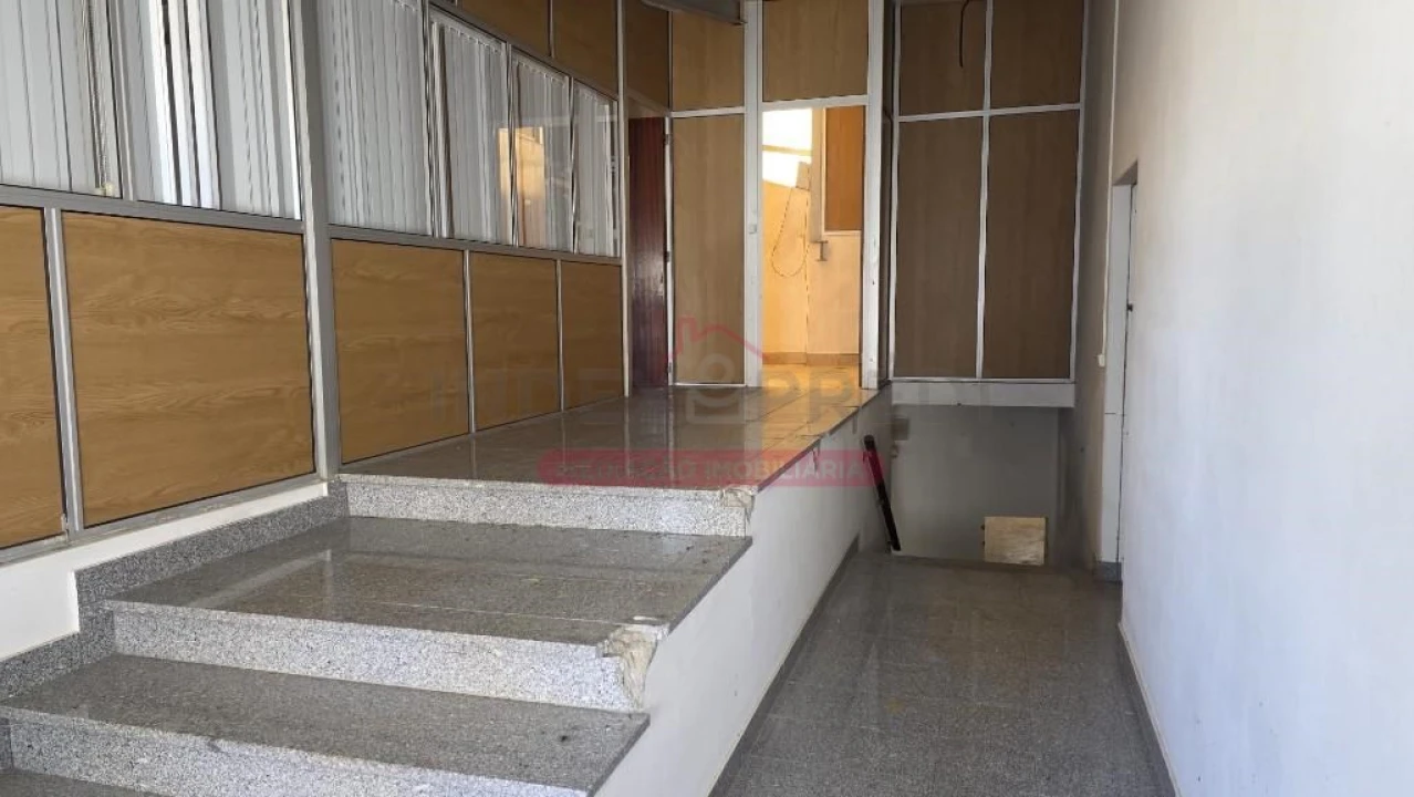 Armazém para Venda em Trancoso (São Pedro e Santa Maria) e Souto Maior Foto 14