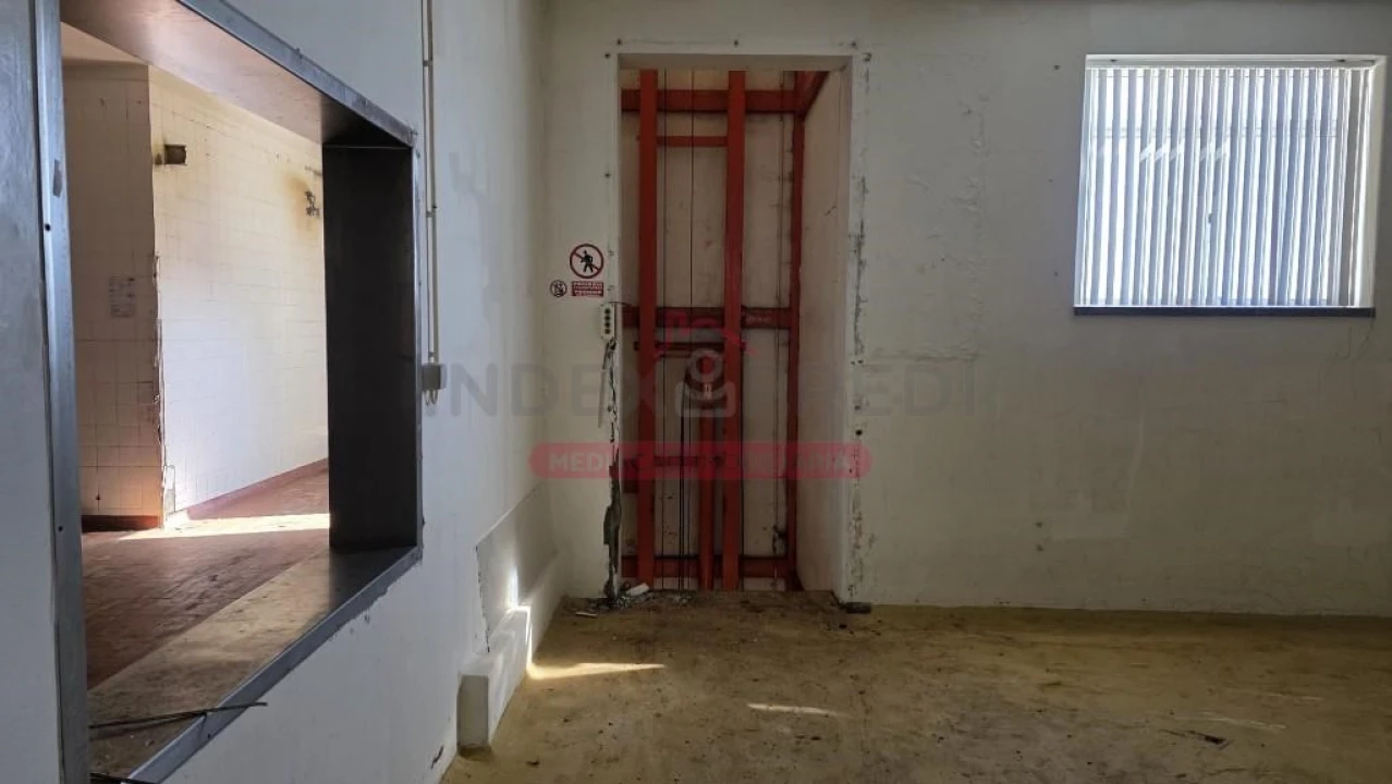 Armazém para Venda em Trancoso (São Pedro e Santa Maria) e Souto Maior Foto 25