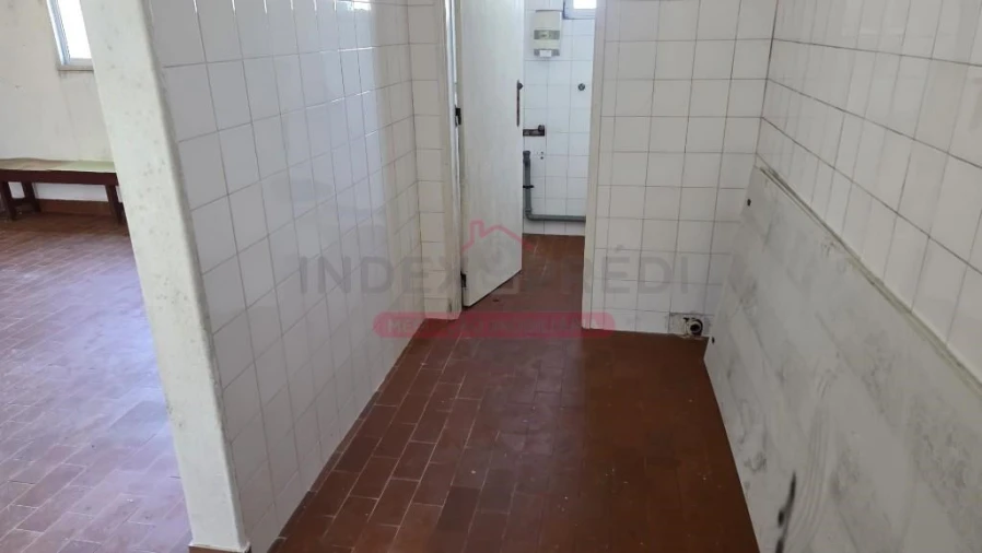 Armazém para Venda em Trancoso (São Pedro e Santa Maria) e Souto Maior Foto 16