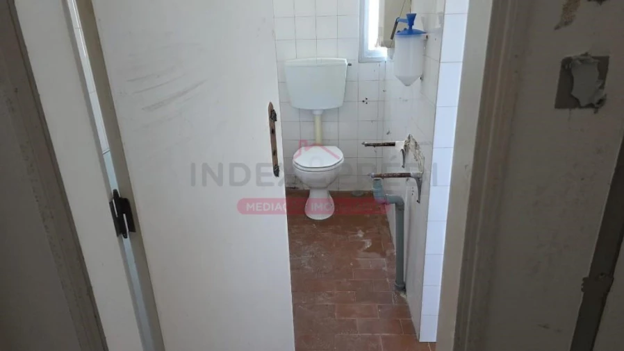 Armazém para Venda em Trancoso (São Pedro e Santa Maria) e Souto Maior Foto 24