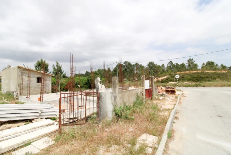 Moradia T2 para Venda em Fernao Ferro Foto 4