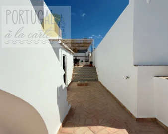 Moradia T4 para Venda em Olhão