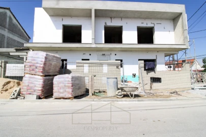 Moradia T3 para Venda em Fernao Ferro