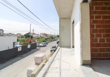 Moradia T4 para Venda em Fernao Ferro
