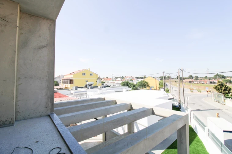 Moradia T4 para Venda em Fernao Ferro Foto 30