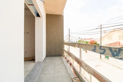 Moradia T3 para Venda em Fernao Ferro