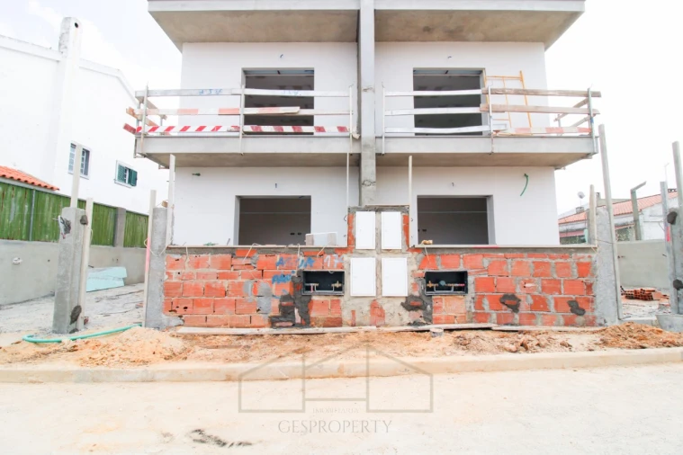 Moradia T3 para Venda em Fernao Ferro Foto 2