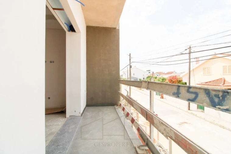 Moradia T3 para Venda em Fernao Ferro Foto 34