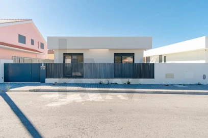 Moradia T3 para Venda em Fernao Ferro