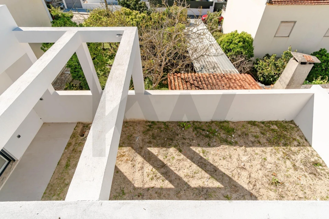 Moradia T3 para Venda em Fernao Ferro Foto 49