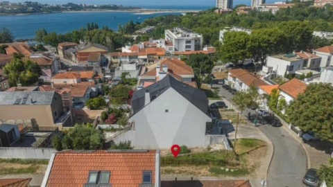Terreno para Venda em Lordelo do Ouro e Massarelos