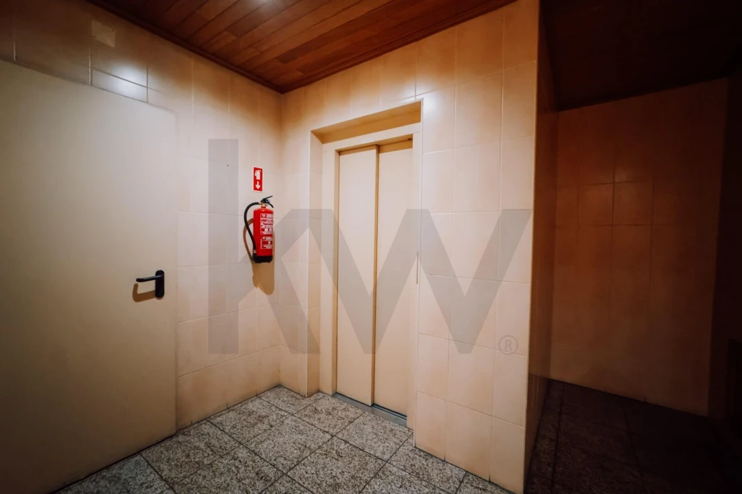 Apartamento T3 para Venda em Viseu Foto 7