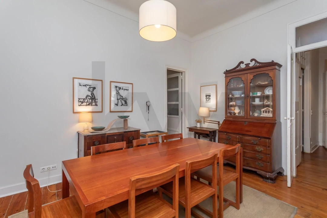 Apartamento T5 para Venda em Alcantara Foto 12