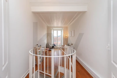 Apartamento T5 para Venda em Alcantara
