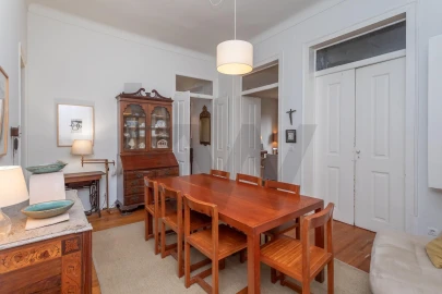 Apartamento T5 para Venda em Alcantara