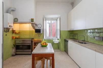 Apartamento T5 para Venda em Alcantara