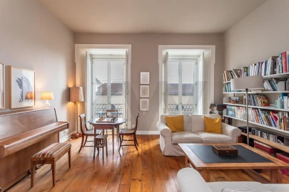 Apartamento T5 para Venda em Alcantara