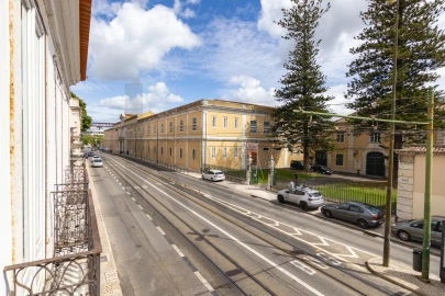 Apartamento T5 para Venda em Alcantara
