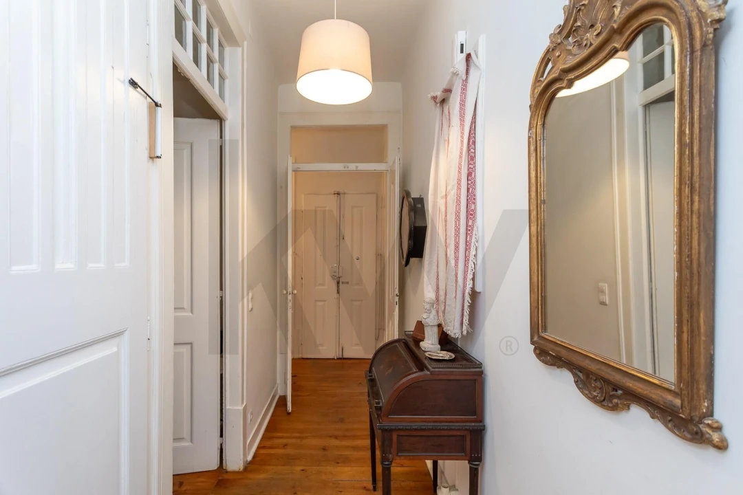 Apartamento T5 para Venda em Alcantara Foto 5