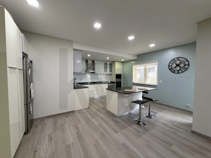 Apartamento T3 para Venda em Três Povos Foto 2