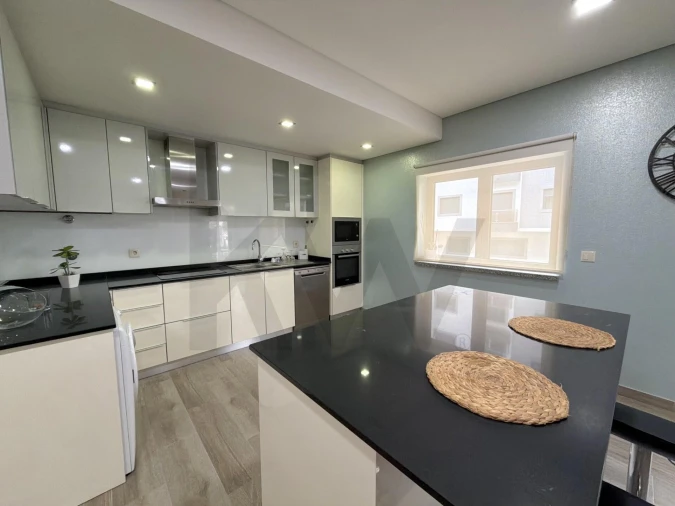 Apartamento T3 para Venda em Três Povos Foto 4