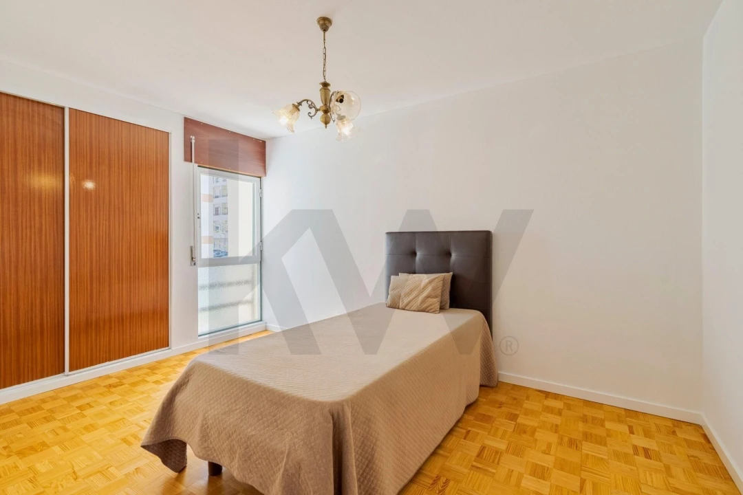 Apartamento T3 para Venda em Sines Foto 22