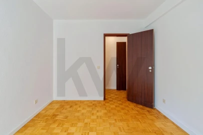 Apartamento T3 para Venda em Sines