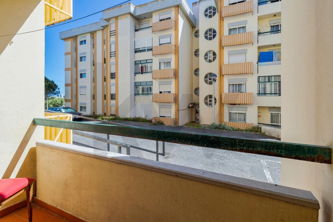 Apartamento T3 para Venda em Sines Foto 8