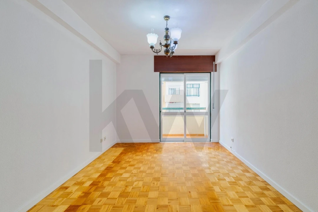 Apartamento T3 para Venda em Sines Foto 7