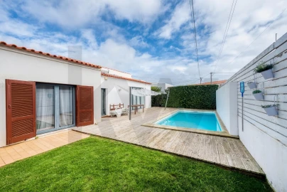Moradia T3 para Venda em Vila de Sagres