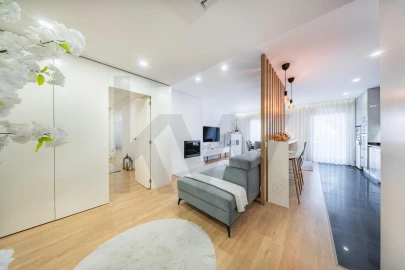 Apartamento T3 para Venda em Ferreiros e Gondizalves