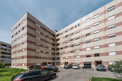 Apartamento T3 para Venda em Ferreiros e Gondizalves