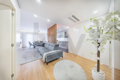 Apartamento T3 para Venda em Ferreiros e Gondizalves