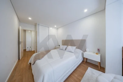 Apartamento T3 para Venda em Ferreiros e Gondizalves