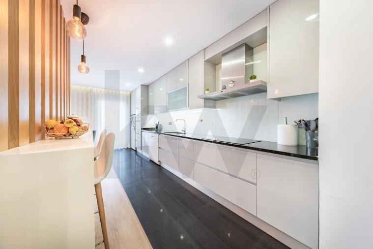 Apartamento T3 para Venda em Ferreiros e Gondizalves Foto 8