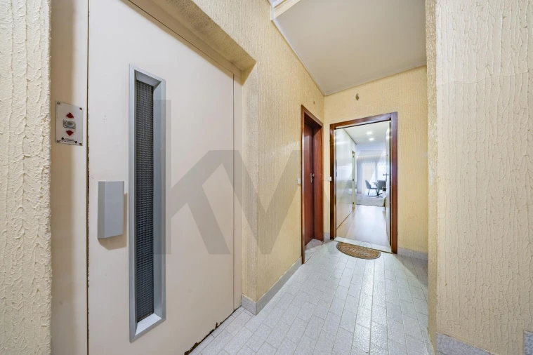 Apartamento T3 para Venda em Ferreiros e Gondizalves Foto 32