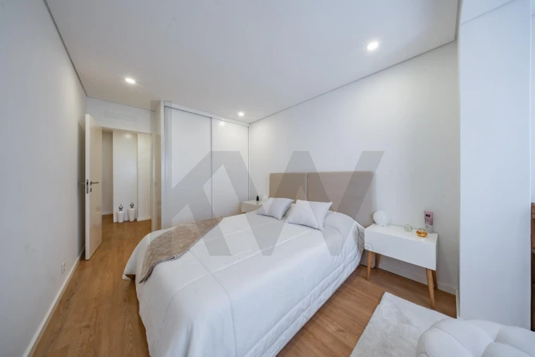 Apartamento T3 para Venda em Ferreiros e Gondizalves Foto 27