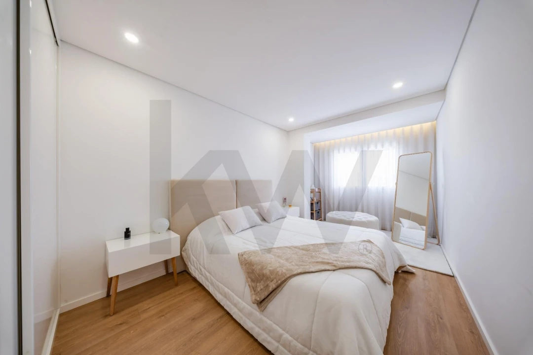 Apartamento T3 para Venda em Ferreiros e Gondizalves Foto 4