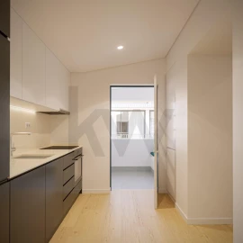 Apartamento T1 para Venda em Funchal (Se)