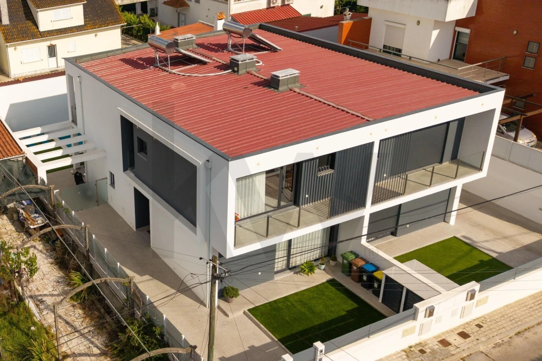 Moradia T4 para Venda em Fernao Ferro Foto 57
