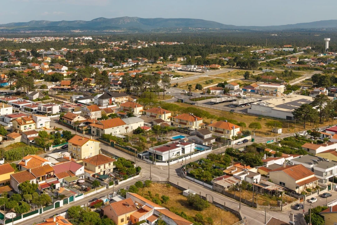 Moradia T4 para Venda em Fernao Ferro Foto 7