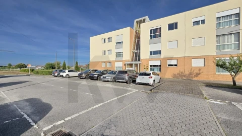 Apartamento T2 para Venda em Aradas