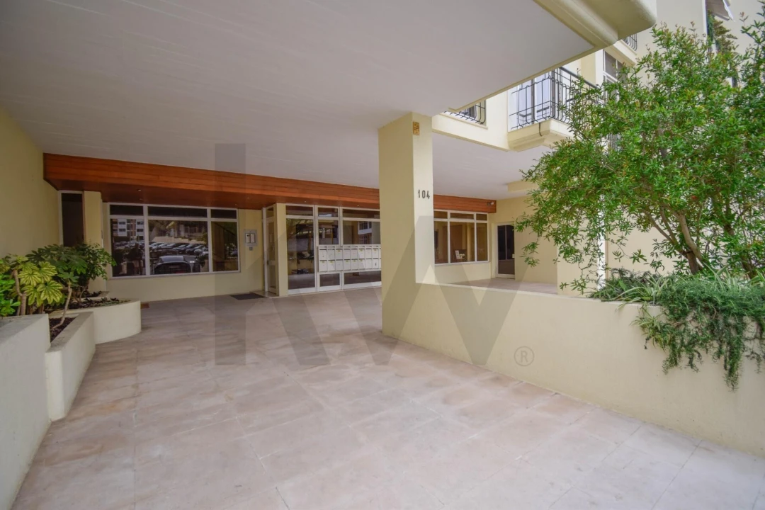 Apartamento T3 para Venda em Cascais e Estoril Foto 32